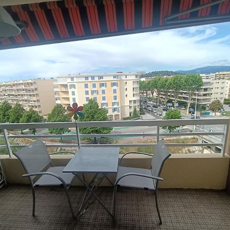 Apartmán Provencal Cagnes-sur-Mer Exteriér fotografie